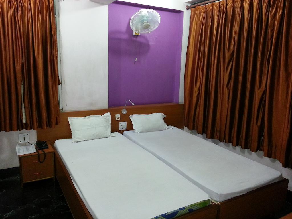 Hotel Marina Inn Dhanbād Zimmer foto