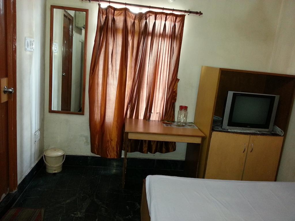 Hotel Marina Inn Dhanbād Zimmer foto
